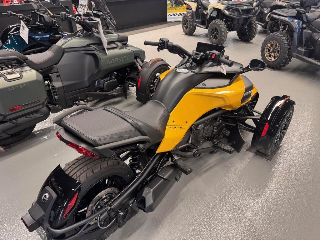 2026 Can-Am SPYDER F3-S SE6 F3 in Charlemagne, Quebec - 5 - w1024h768px
