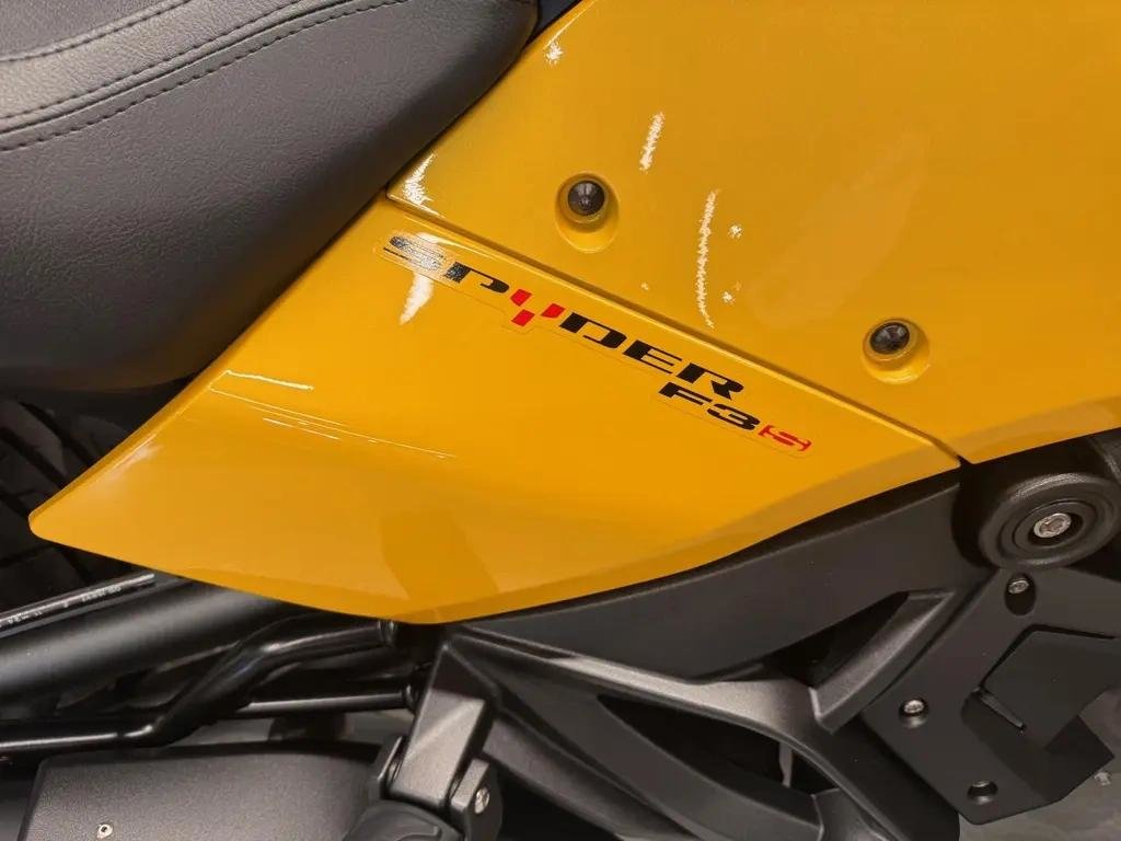 2026 Can-Am SPYDER F3-S SE6 F3 in Charlemagne, Quebec - 4 - w1024h768px