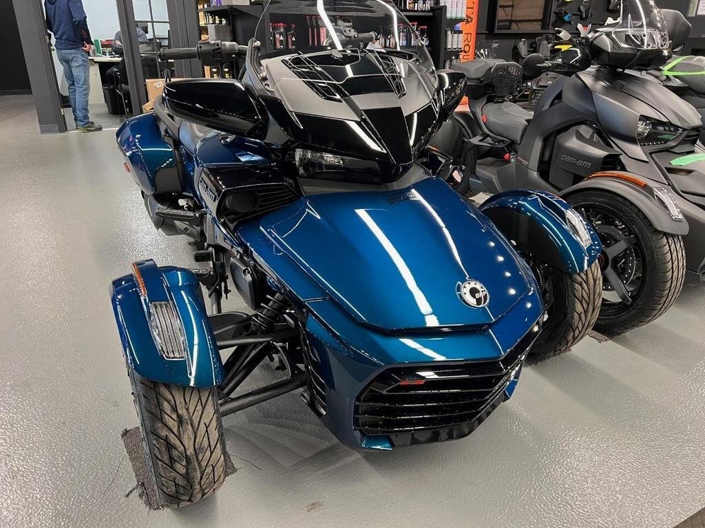 2024 Can-Am SPYDER F3-T SE6 F3 T in Charlemagne, Quebec - 5 - w1024h768px