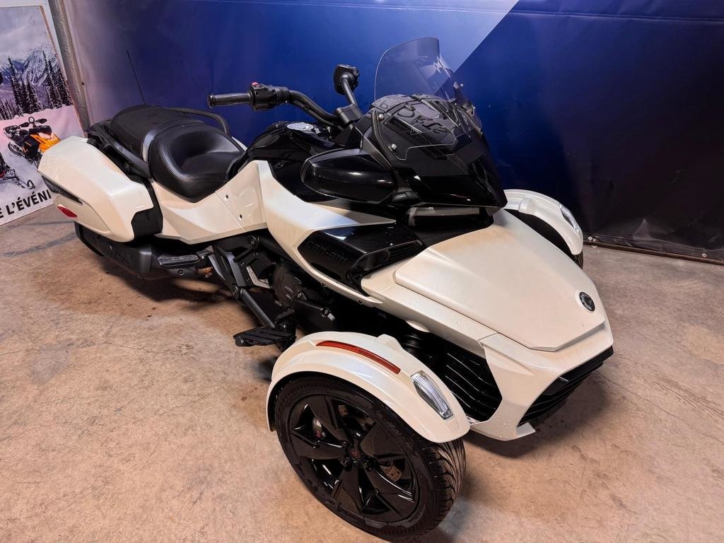2022 Can-Am Spyder F3-T SE6 in Charlemagne, Quebec - 2 - w1024h768px