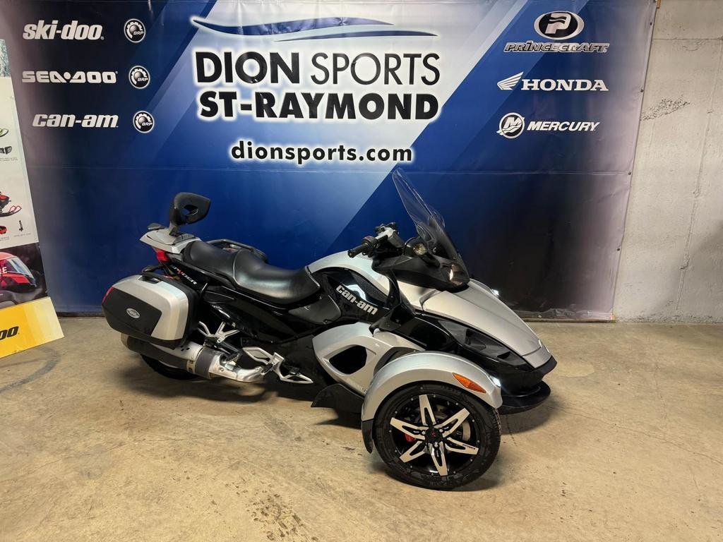 SPYDER RS SM5  2008 à Charlemagne, Québec - 1 - w1024h768px