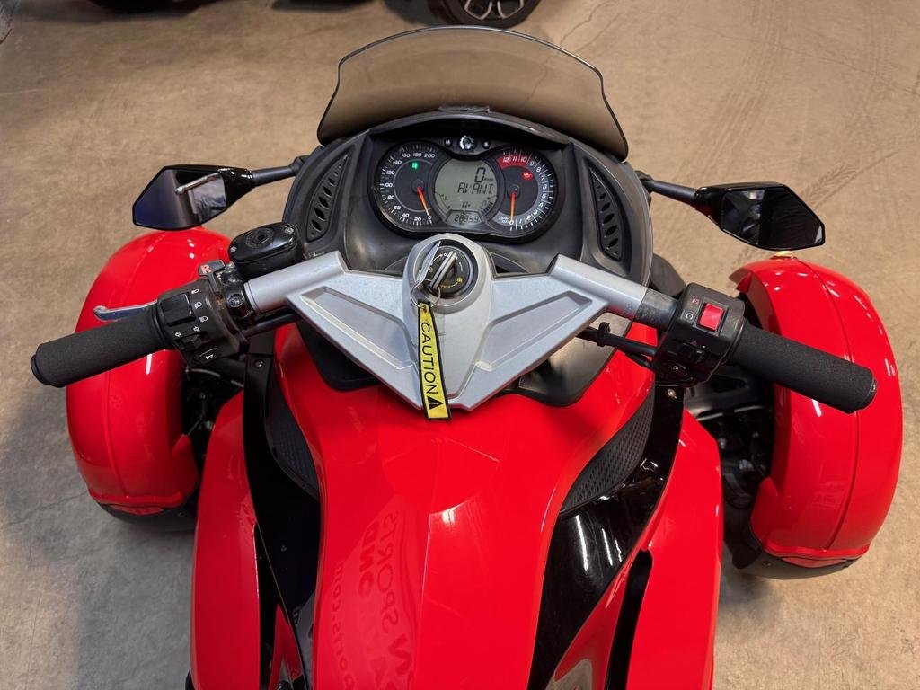 Can-Am SPYDER RS SM5  2008 à Charlemagne, Québec - 7 - w1024h768px