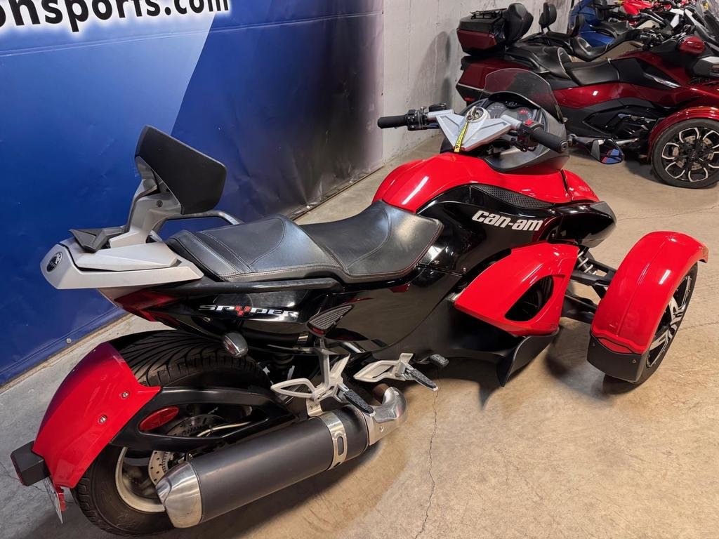 Can-Am SPYDER RS SM5  2008 à Charlemagne, Québec - 6 - w1024h768px