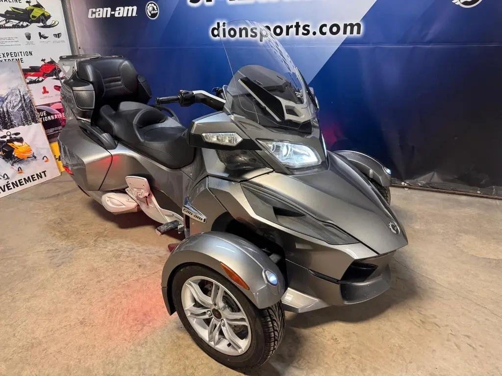 2011 Can-Am SPYDER RT BASE SM5 in Charlemagne, Quebec - 1 - w1024h768px