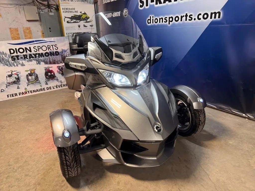 2011 Can-Am SPYDER RT BASE SM5 in Charlemagne, Quebec - 2 - w1024h768px