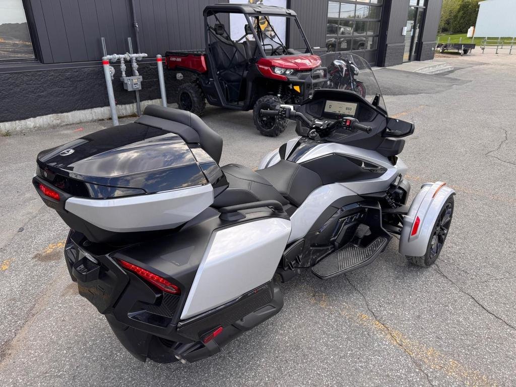 Can-Am SPYDER RT LIMITED SE6  2024 à Charlemagne, Québec - 5 - w1024h768px