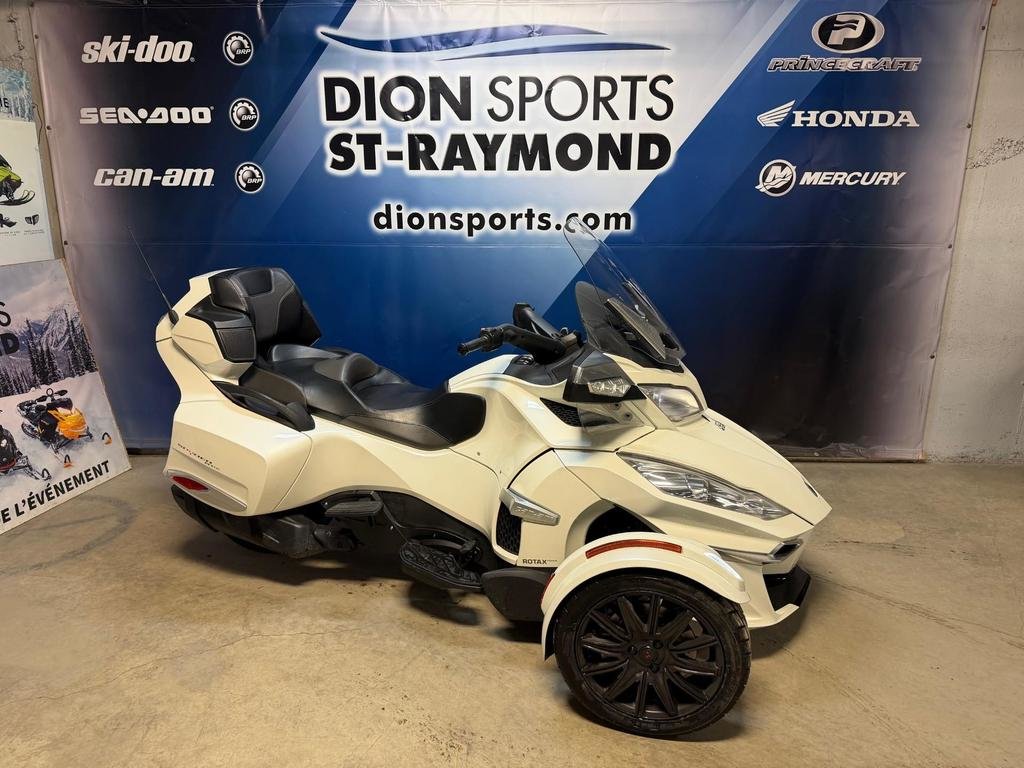 2016 Can-Am SPYDER RT LIMITED in Charlemagne, Quebec - 1 - w1024h768px