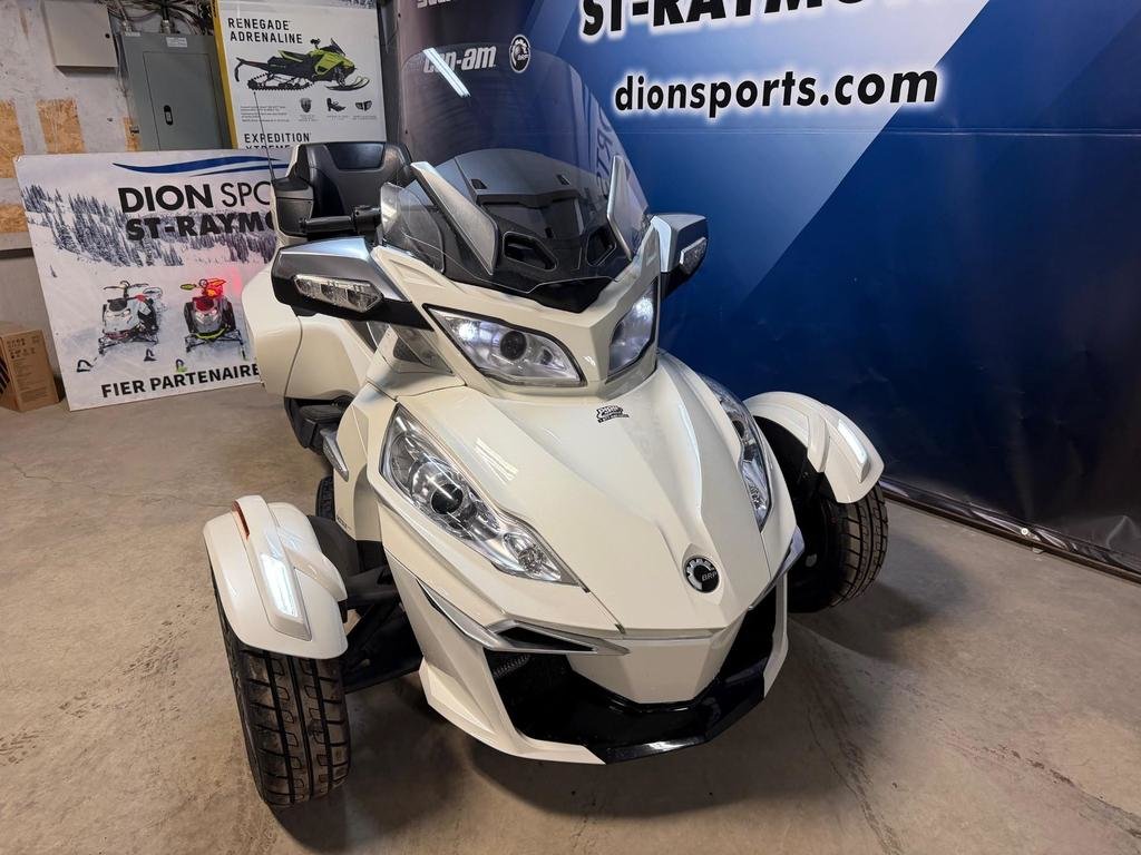 2016 Can-Am SPYDER RT LIMITED in Charlemagne, Quebec - 3 - w1024h768px