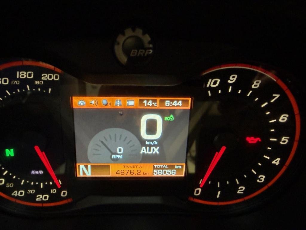 2016 Can-Am SPYDER RT LIMITED in Charlemagne, Quebec - 8 - w1024h768px