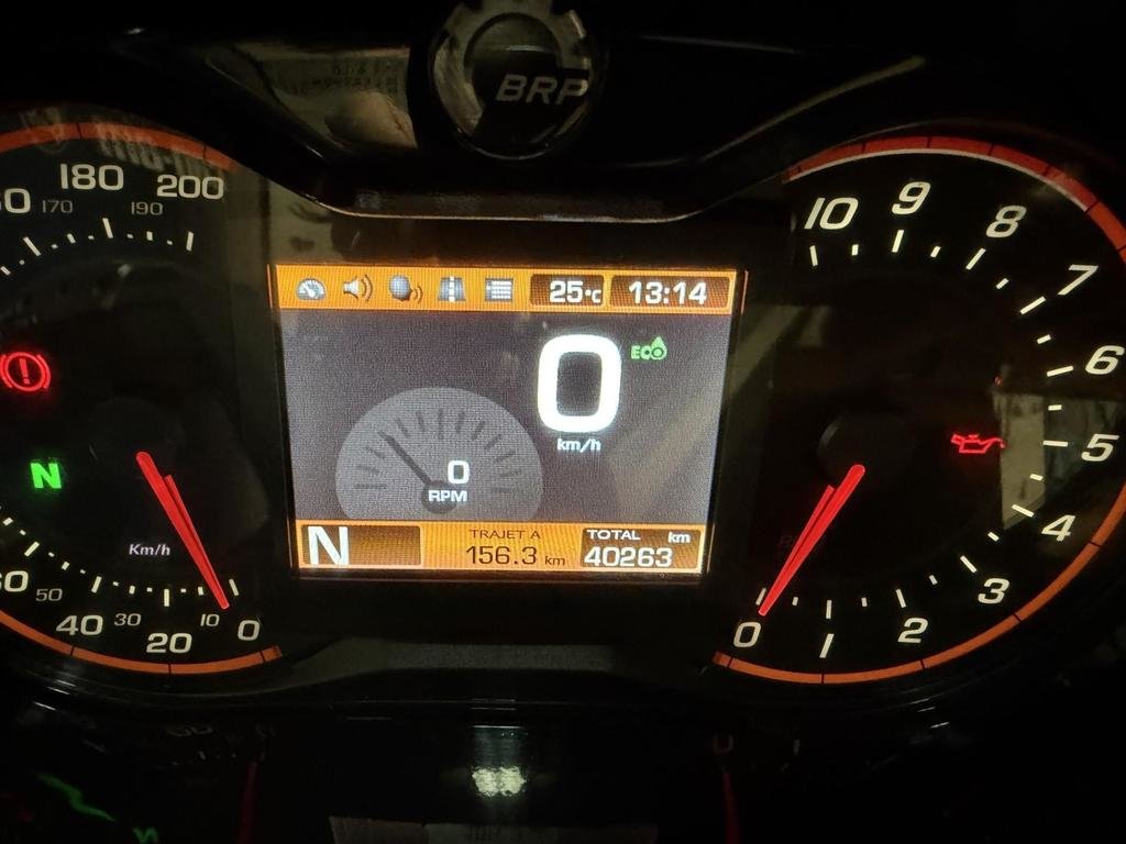 2016 Can-Am SPYDER RT LIMITED in Charlemagne, Quebec - 8 - w1024h768px