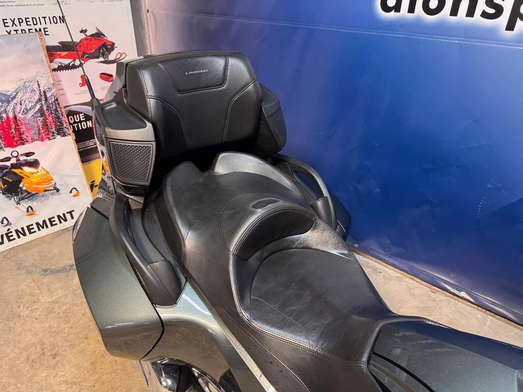 2019 Can-Am SPYDER RT LIMITED in Charlemagne, Quebec - 5 - w1024h768px