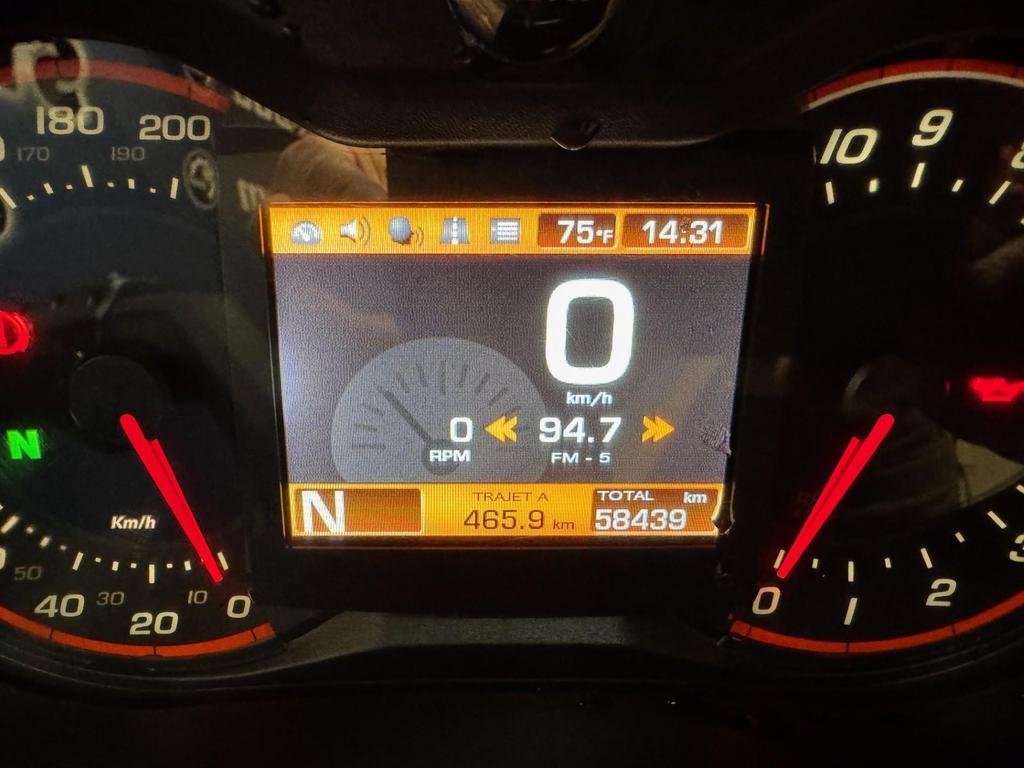 2015 Can-Am SPYDER RT-S SPECIAL RT in Charlemagne, Quebec - 8 - w1024h768px