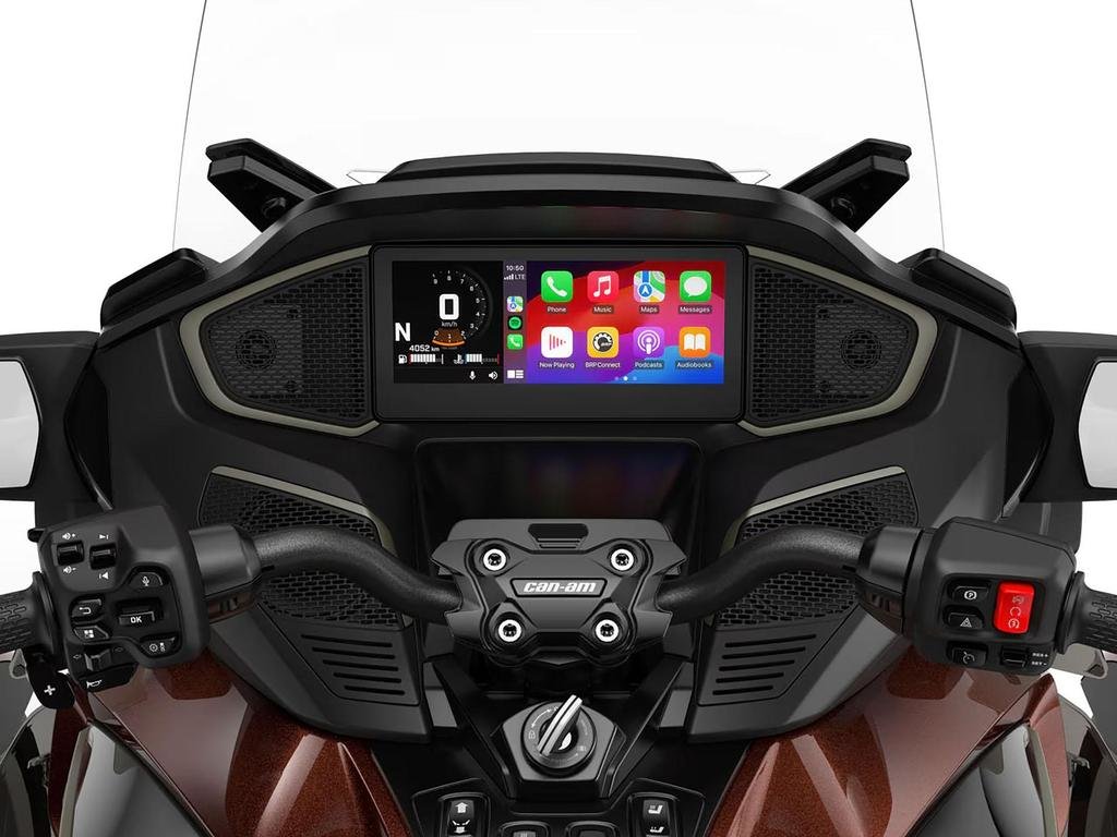 2026 Can-Am SPYDER RT SEA TO SKY LIMITED in Charlemagne, Quebec - 3 - w1024h768px