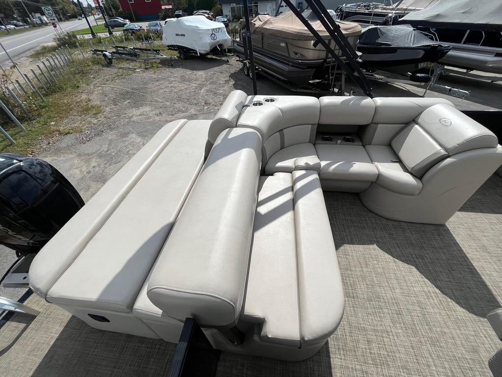 2017  Cruiser 200 3 quilles 115 CT HP in Charlemagne, Quebec - 10 - w1024h768px