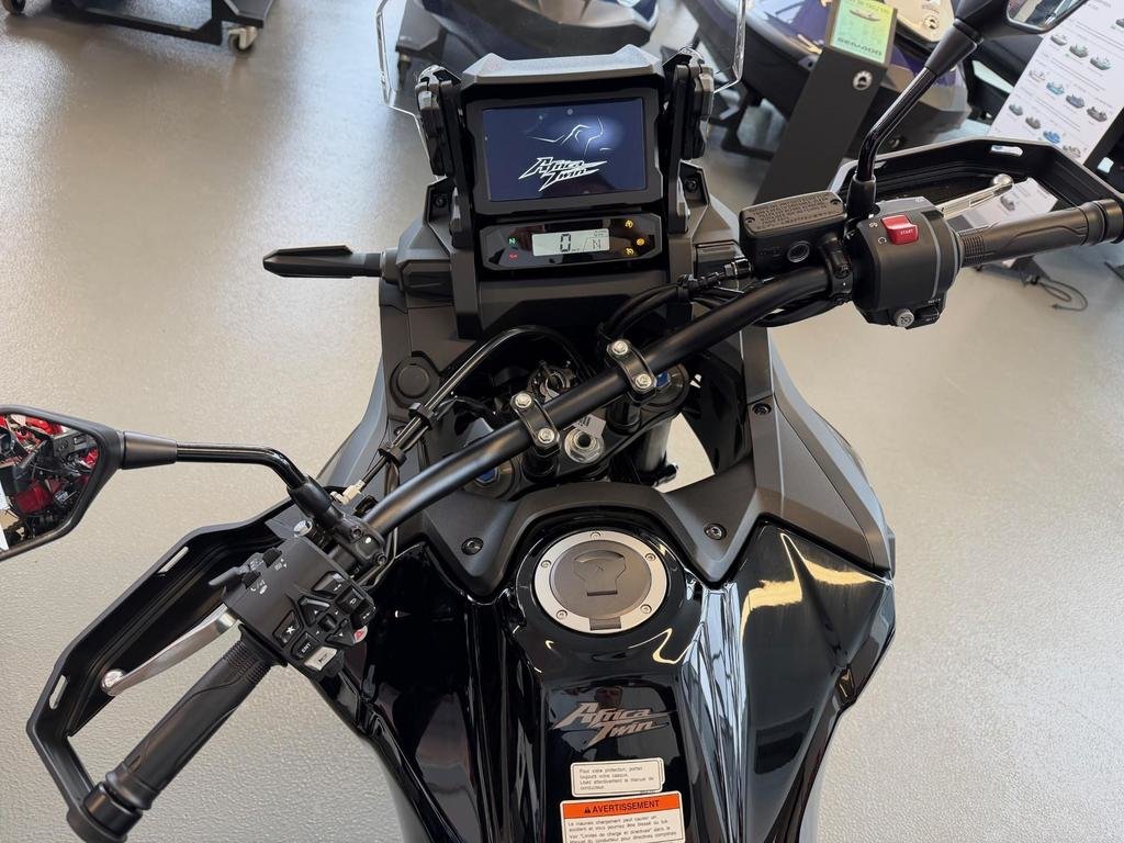 2026 Honda Africa Twin CRF1100 in Charlemagne, Quebec - 5 - w1024h768px