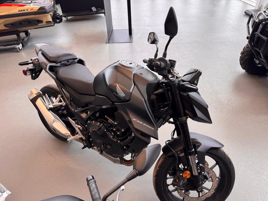 Honda CB750AS  2025 à Charlemagne, Québec - 5 - w1024h768px