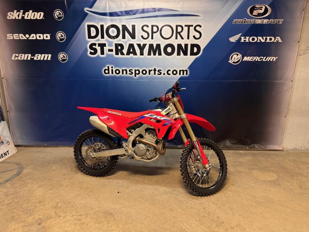 2023 Honda CRF250R in Charlemagne, Quebec - 1 - w1024h768px