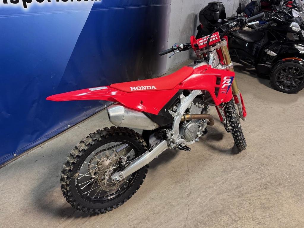 2025  CRF250RS in Charlemagne, Quebec - 6 - w1024h768px