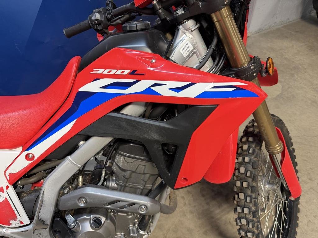 Honda CRF300L  2023 à Charlemagne, Québec - 4 - w1024h768px
