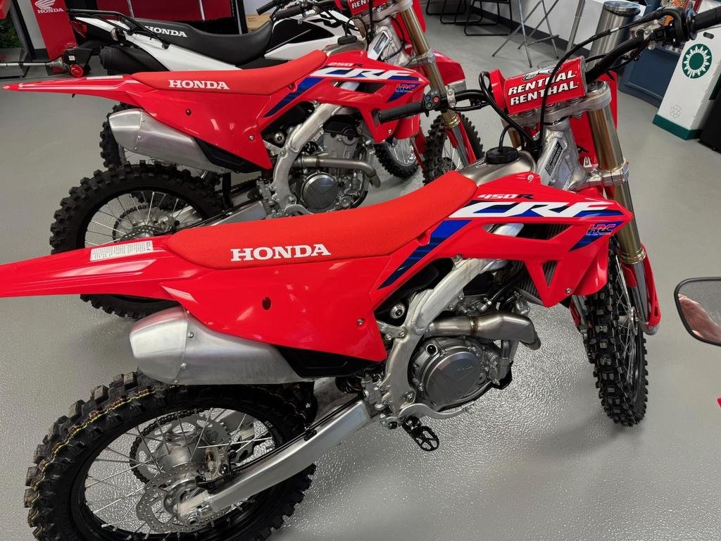 2024  CRF450R CRF450 R in Charlemagne, Quebec - 2 - w1024h768px