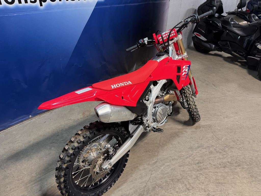 2025  CRF450RS in Charlemagne, Quebec - 6 - w1024h768px