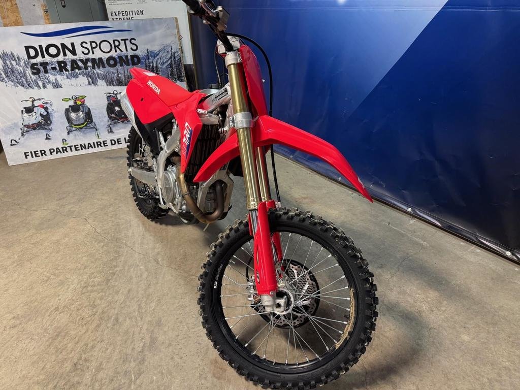 2025  CRF450RS in Charlemagne, Quebec - 3 - w1024h768px