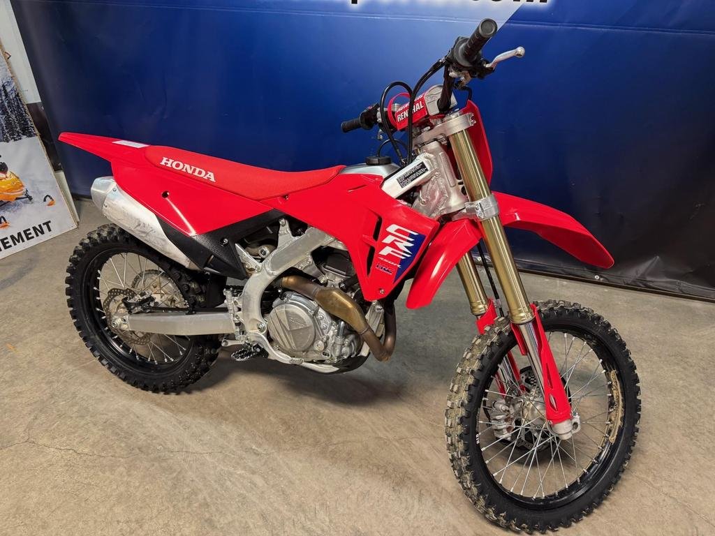 2025  CRF450RS in Charlemagne, Quebec - 2 - w1024h768px