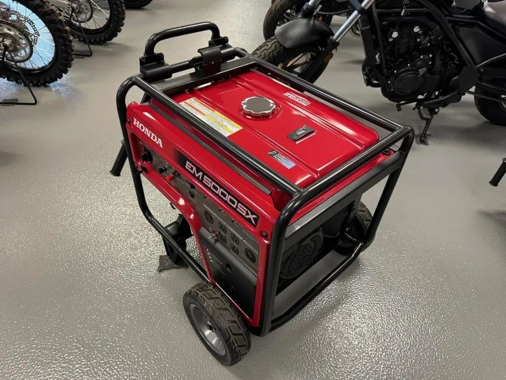 2025 Honda Generatrice Honda EM5000S in Charlemagne, Quebec - 4 - w1024h768px