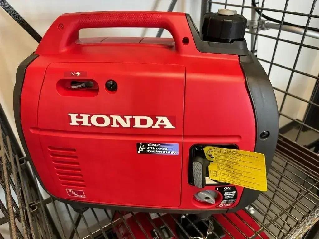 Honda Generatrice Honda EU2200ITC  2026 à Charlemagne, Québec - 3 - w1024h768px