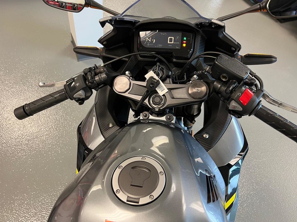 2023 Honda CBR500 CBR 500 in Charlemagne, Quebec - 6 - w1024h768px