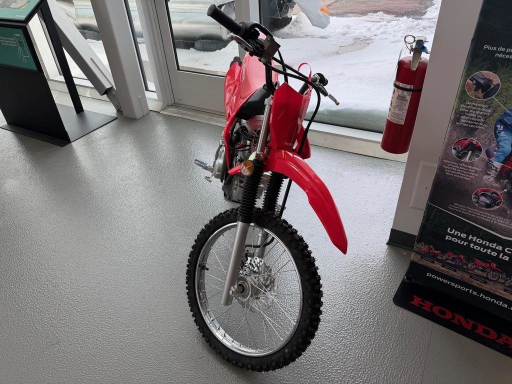 Honda CRF125FB CRF 125  2026 à Charlemagne, Québec - 5 - w1024h768px