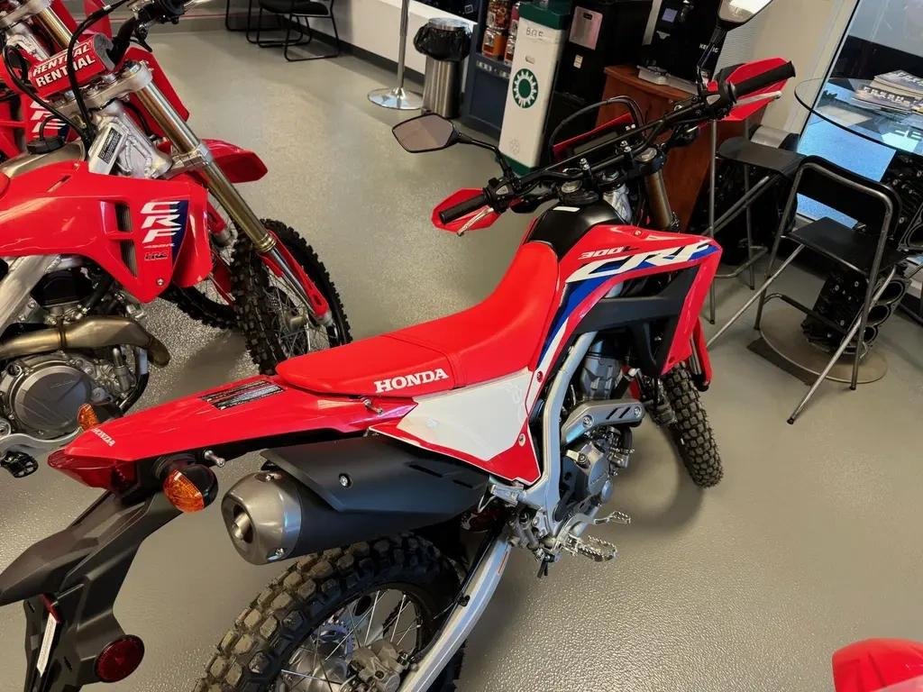 2024 Honda CRF300L in Charlemagne, Quebec - 3 - w1024h768px