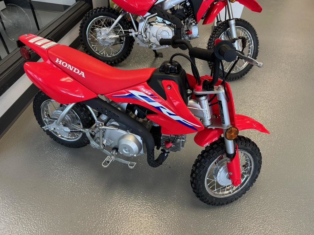 2022  CRF50 CRF 50 in Charlemagne, Quebec - 1 - w1024h768px