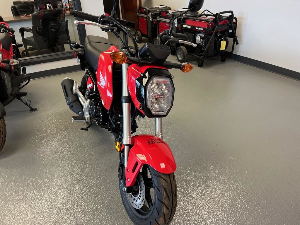 Grom 125 MSX125P  2023 à Charlemagne, Québec - 4 - w1024h768px