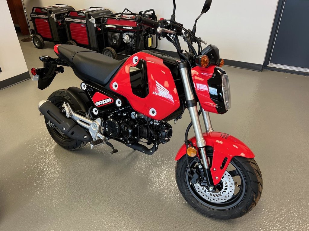 Grom 125 MSX125P  2023 à Charlemagne, Québec - 1 - w1024h768px