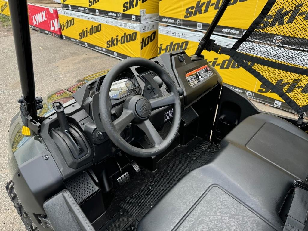 Honda Pioneer 700 VCC  2025 à Charlemagne, Québec - 3 - w1024h768px