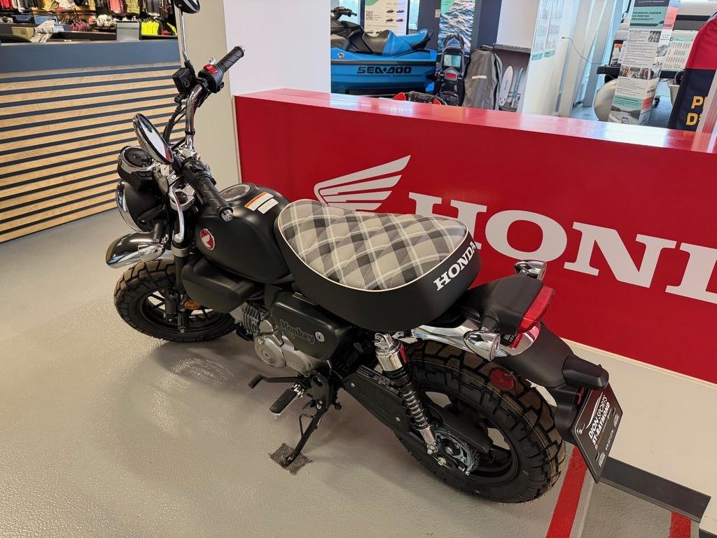 Honda Monkey 125 Z125MAT  2026 à Charlemagne, Québec - 2 - w1024h768px