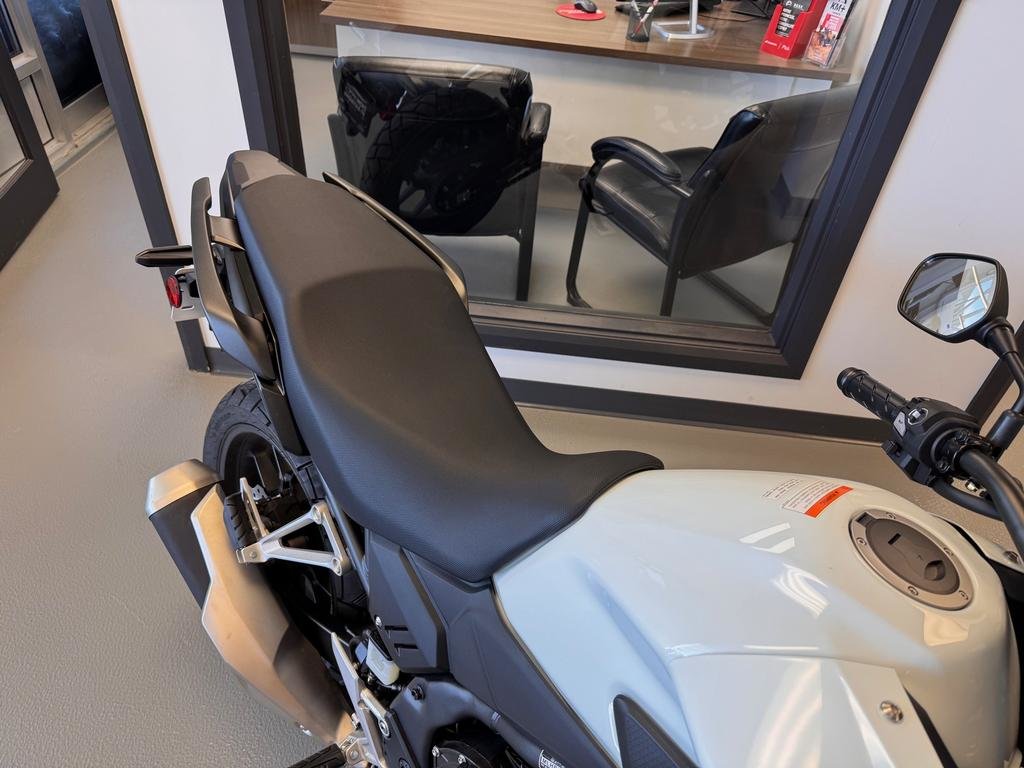 Honda NX500AR  2024 à Charlemagne, Québec - 3 - w1024h768px