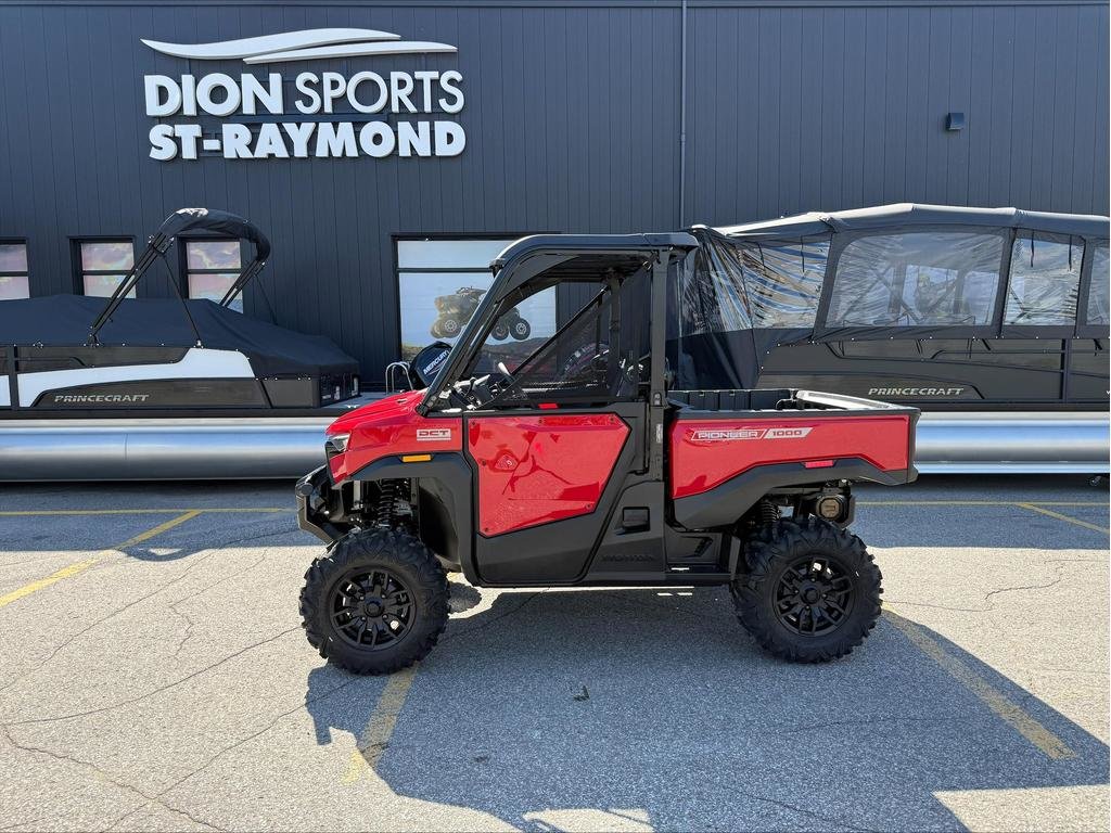 2026 Honda Pioneer 1000 3 places in Charlemagne, Quebec - 1 - w1024h768px