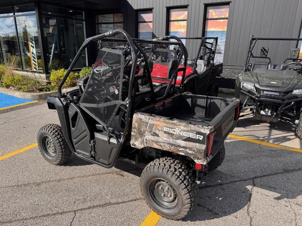 Honda PIONEER 520  2025 à Charlemagne, Québec - 2 - w1024h768px