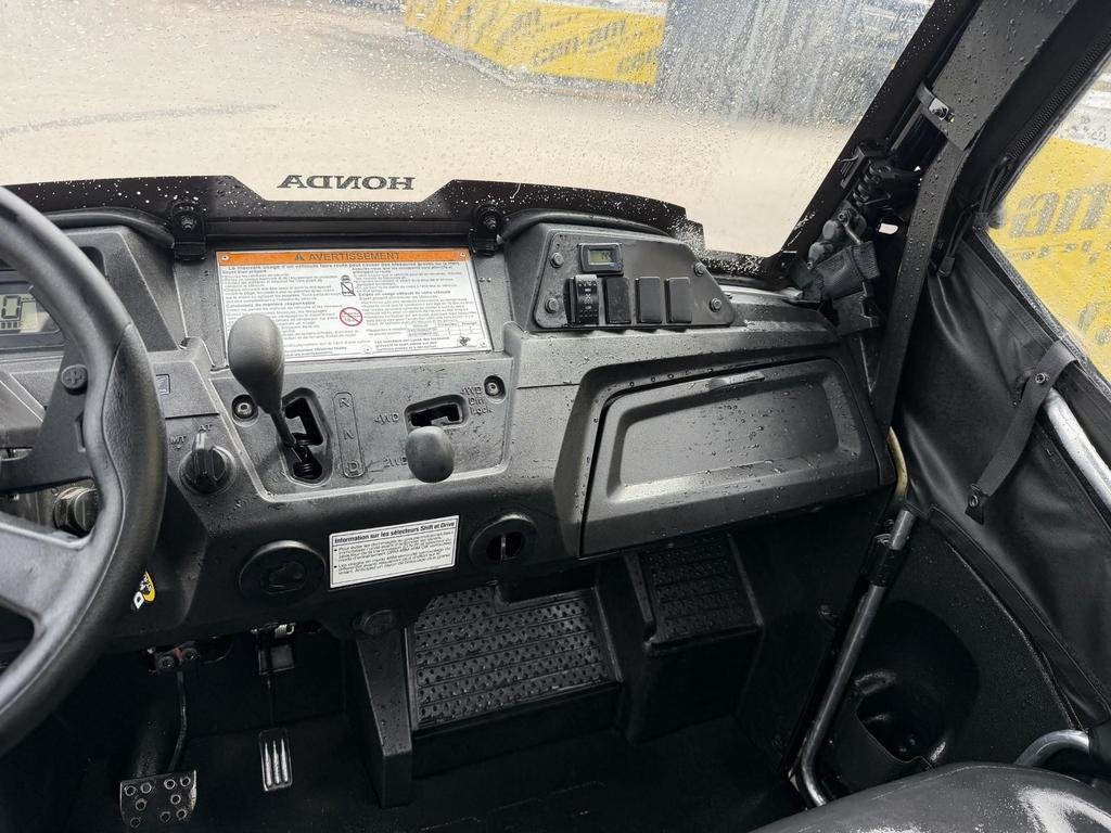Honda PIONEER 700  2020 à Charlemagne, Québec - 9 - w1024h768px