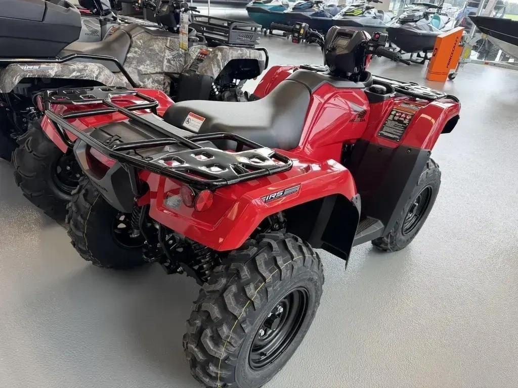 2027 Honda Rubicon 520 DCT IRS EPS in Charlemagne, Quebec - 7 - w1024h768px