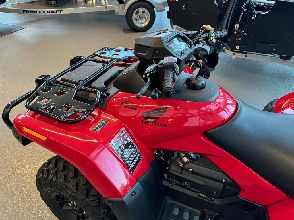 2024 Honda Rubicon 700 in Charlemagne, Quebec - 2 - w1024h768px
