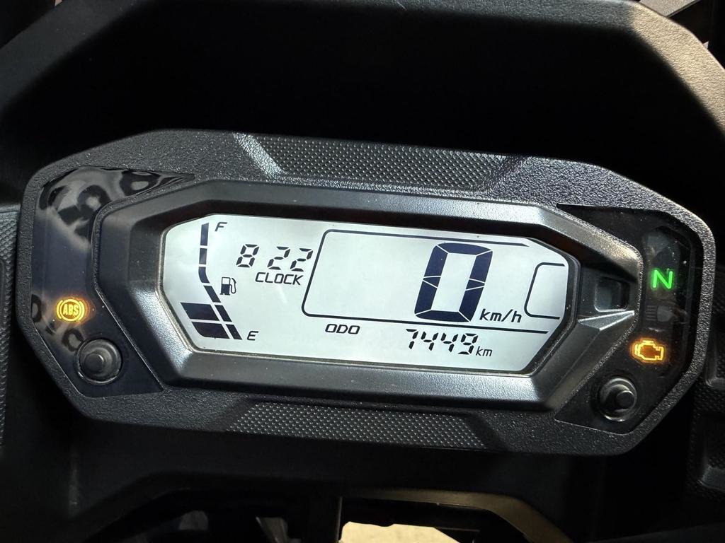 Kawasaki KLR650  2022 à Charlemagne, Québec - 8 - w1024h768px