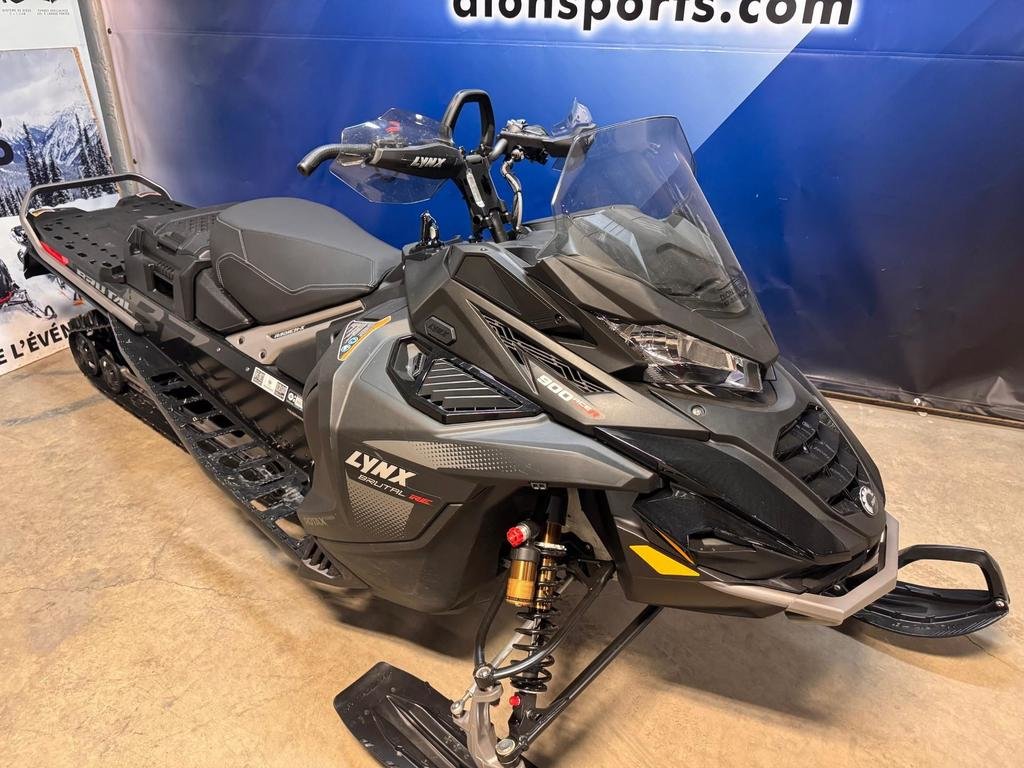 Lynx BRUTAL RE 20 900 ACE TURBO R  2025 à Charlemagne, Québec - 2 - w1024h768px