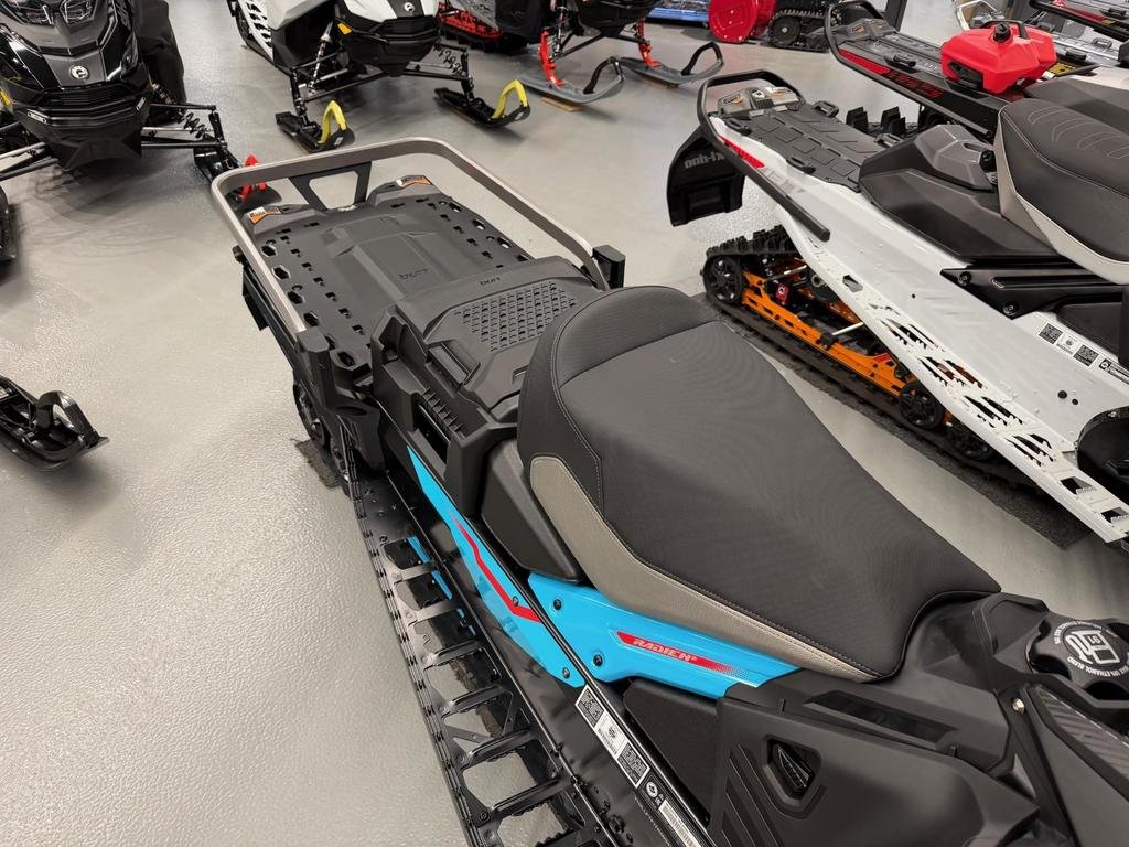 Lynx COMMANDER RE 900 ACE TURBO R  2026 à Charlemagne, Québec - 3 - w1024h768px