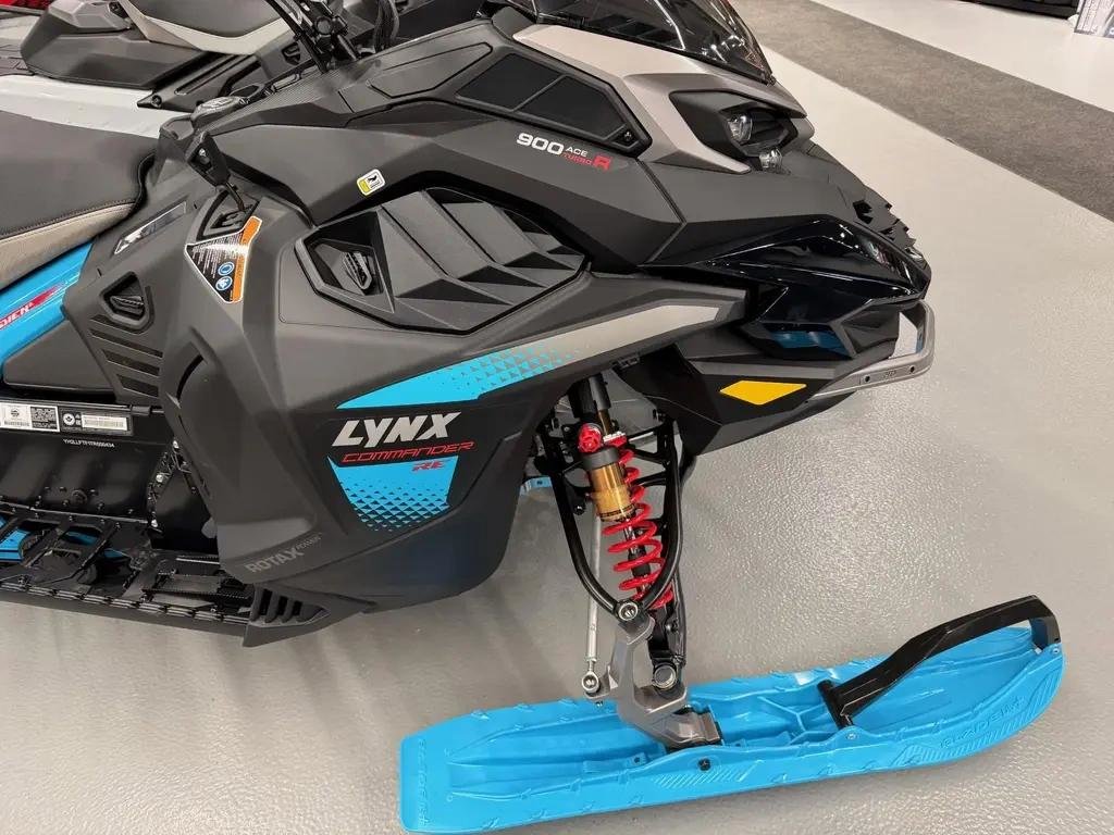 Lynx COMMANDER RE TURBO R  2026 à Charlemagne, Québec - 2 - w1024h768px