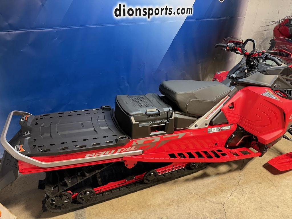 Lynx Brutal RE 20 850 E-TEC  2024 à Charlemagne, Québec - 6 - w1024h768px
