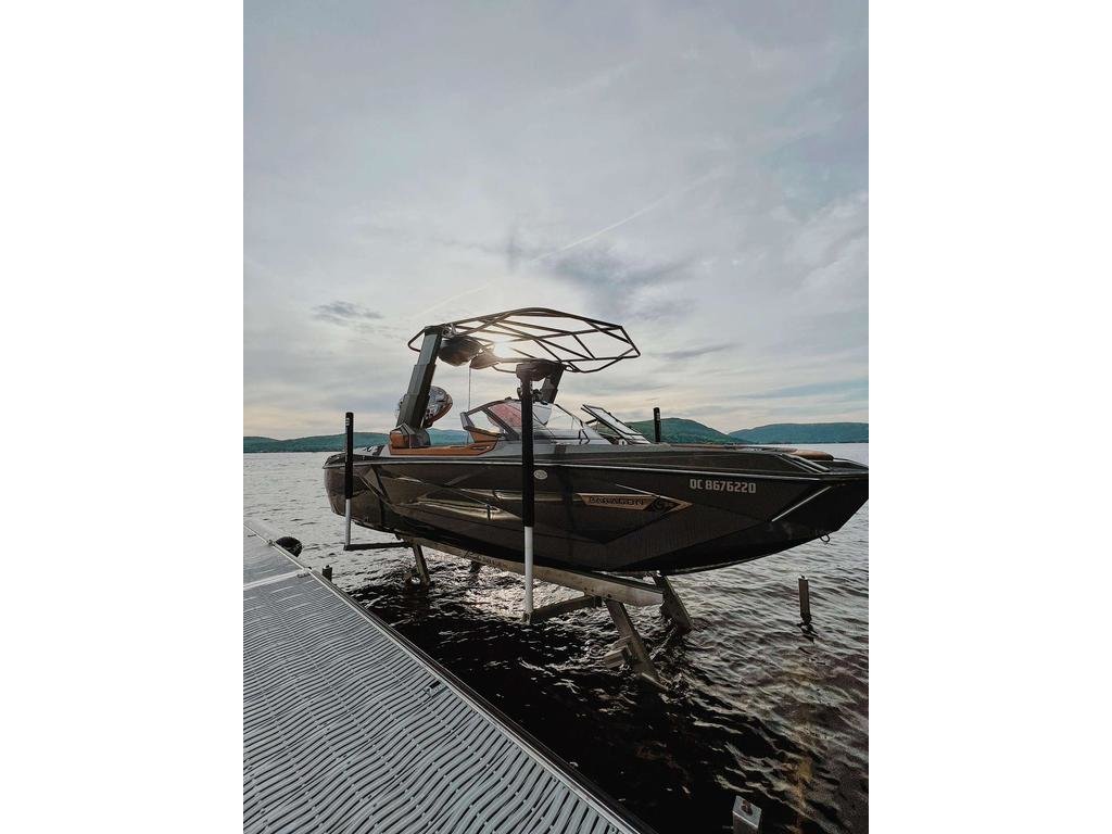 Nautique SUPER AIR NAUTIQUE G25 PARAGON  2023 à Charlemagne, Québec - 3 - w1024h768px