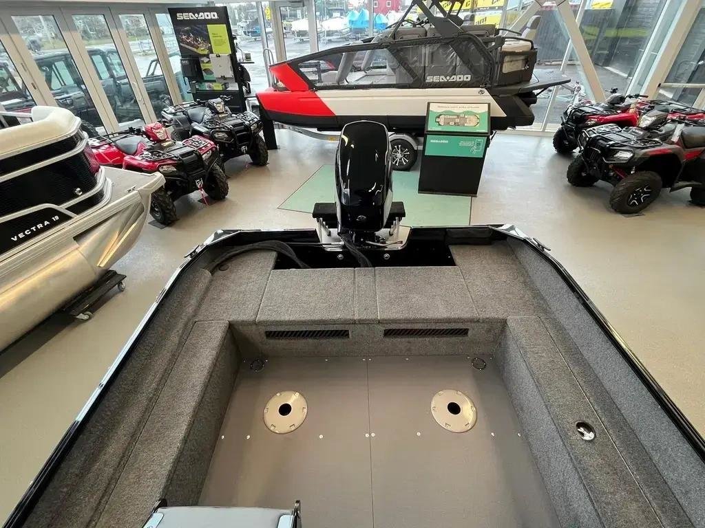 Princecraft HOLIDAY 162 WS  60 HP  2026 à Charlemagne, Québec - 7 - w1024h768px